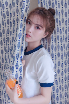 纯洁的轮舞曲在线观看免费观看动漫